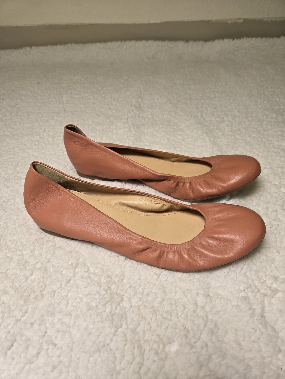 J.Crew Leather Ballet Flats Scrunch Elastic Topline Size 9.5 Beige Pink